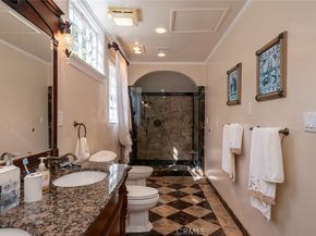 1535 Royal Boulevard, Glendale CA 91207