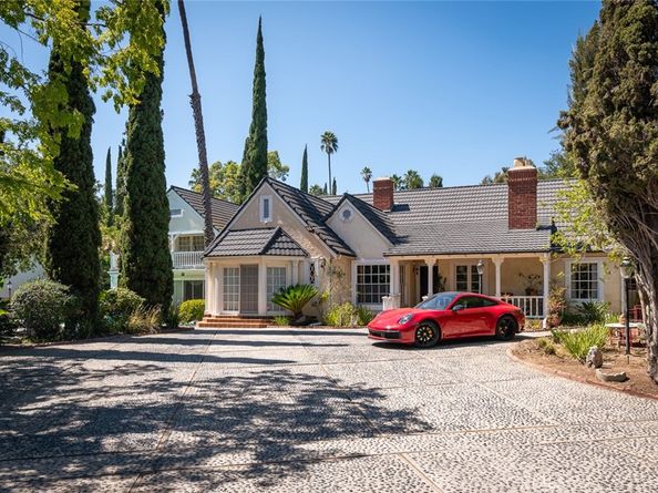 1535 Royal Boulevard, Glendale CA 91207