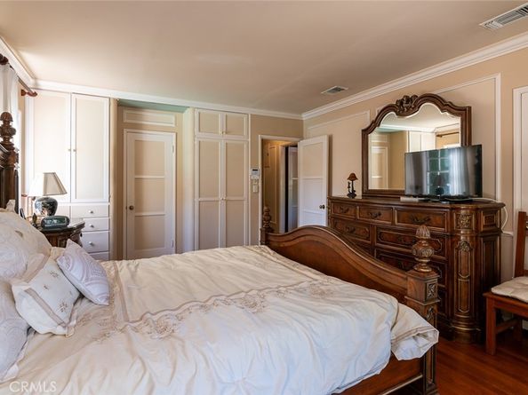 1535 Royal Boulevard, Glendale CA 91207