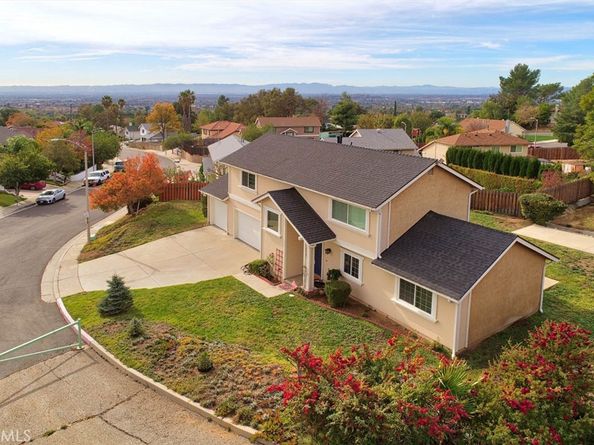 14047 Simshaw Avenue, Sylmar CA 91342