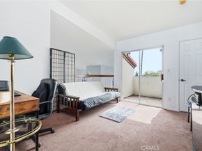 871 S Lucerne 2, Los Angeles CA 90005