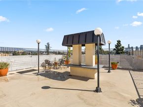 421 S La Fayette Park 701, Los Angeles CA 90057