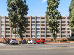 421 S La Fayette Park 701, Los Angeles CA 90057