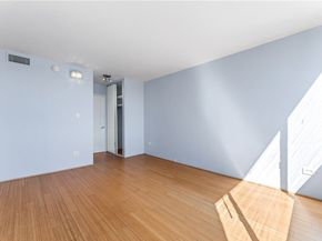 421 S La Fayette Park 701, Los Angeles CA 90057