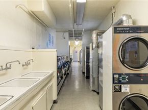 421 S La Fayette Park 701, Los Angeles CA 90057