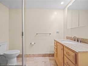 395 S Oakland Avenue 104, Pasadena CA 91101