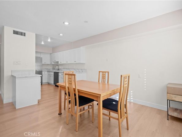 395 S Oakland Avenue 104, Pasadena CA 91101