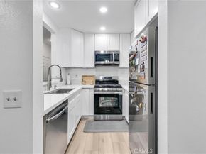 19555 E Cypress Street P, Covina CA 91724