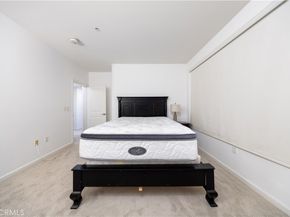 128 N Oak Knoll Avenue 317, Pasadena CA 91101