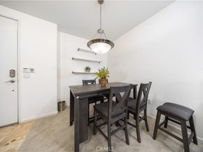 128 N Oak Knoll Avenue 317, Pasadena CA 91101