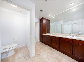 128 N Oak Knoll Avenue 317, Pasadena CA 91101