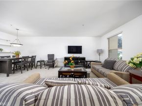 128 N Oak Knoll Avenue 317, Pasadena CA 91101