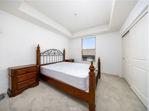 128 N Oak Knoll Avenue 317, Pasadena CA 91101