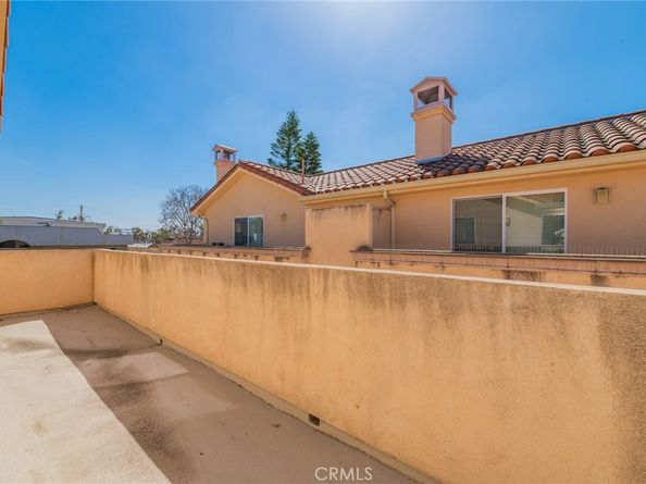 5719 Camellia Avenue 102, North Hollywood CA 91601
