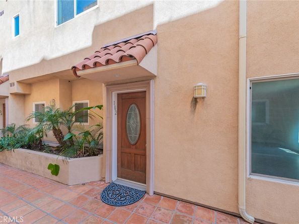 5719 Camellia Avenue 102, North Hollywood CA 91601