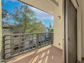 5738 Skyview Way F, Agoura Hills CA 91301