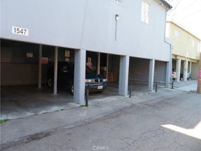 1547 Euclid Street, Santa Monica CA 90404