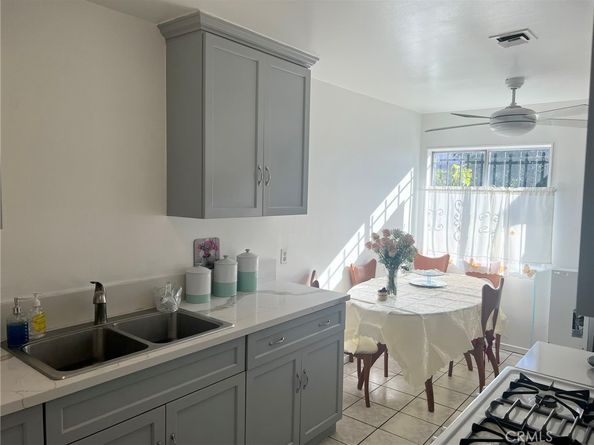 11 Eastridge Lane, Carson CA 90745