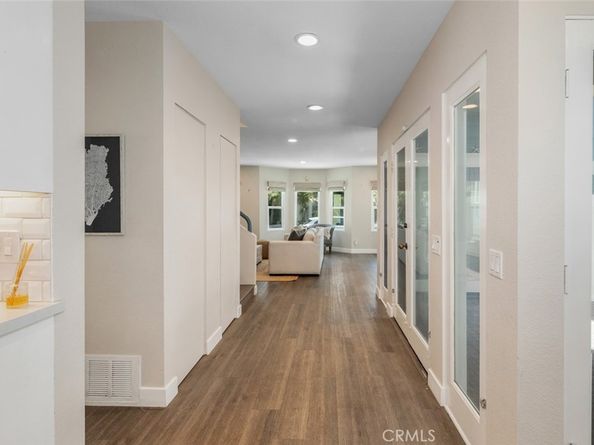 29 68th Place, Long Beach CA 90803