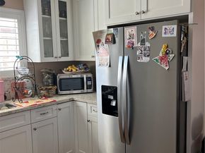 995 E 55th Street, Los Angeles CA 90011