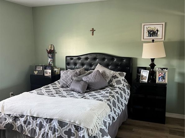 995 E 55th Street, Los Angeles CA 90011