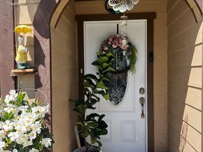 995 E 55th Street, Los Angeles CA 90011