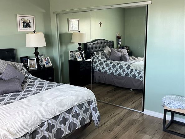 995 E 55th Street, Los Angeles CA 90011