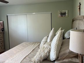 995 E 55th Street, Los Angeles CA 90011