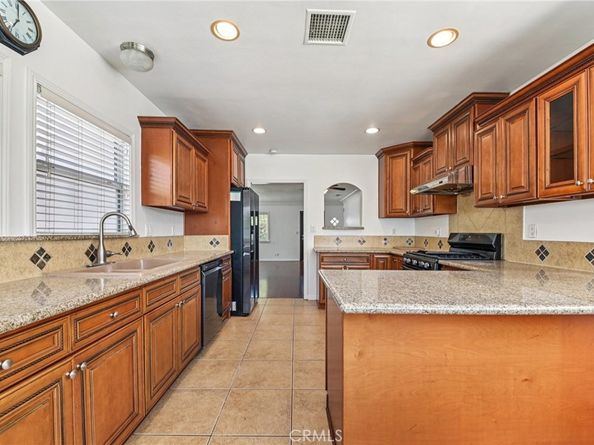 3625 Gardenia Avenue, Long Beach CA 90807