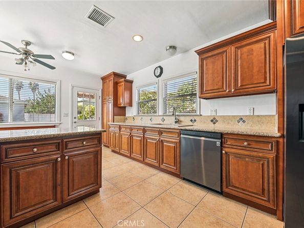 3625 Gardenia Avenue, Long Beach CA 90807