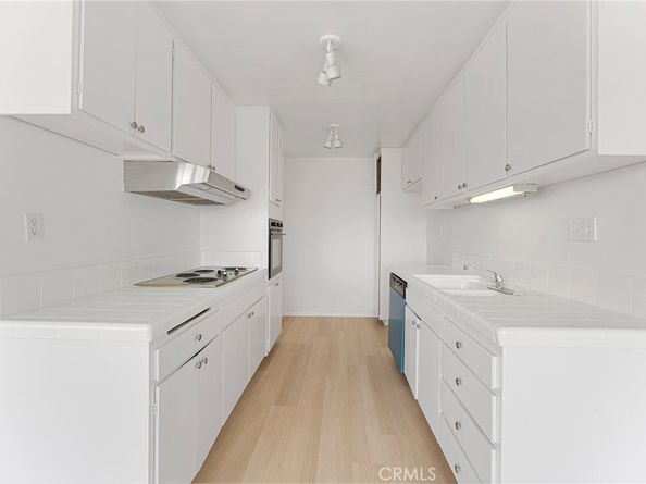 6000 Canterbury Drive D309, Culver City CA 90230