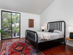 783 S Orange Grove Boulevard 2, Pasadena CA 91105