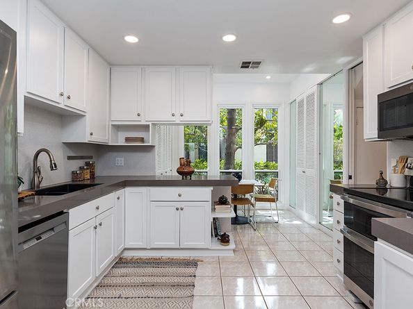 783 S Orange Grove Boulevard 2, Pasadena CA 91105