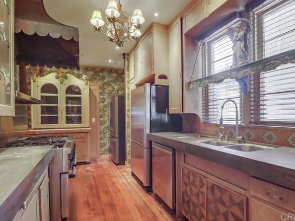 3014 Xenophon Street, Point Loma CA 92106