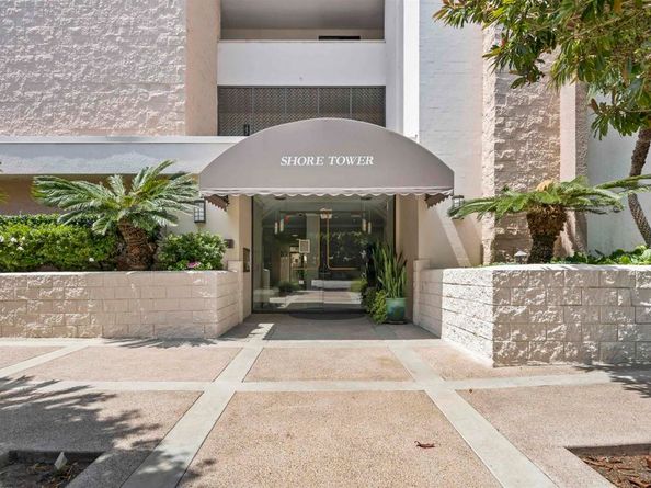 2500 Torrey Pines Road 305, La Jolla CA 92037