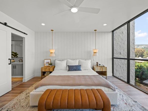 2500 Torrey Pines Road 305, La Jolla CA 92037