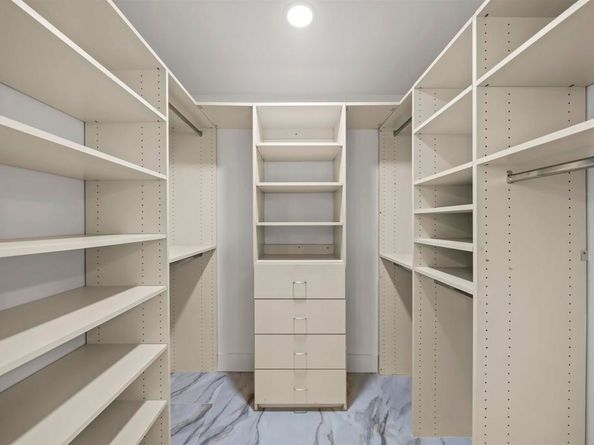 2500 Torrey Pines Road 305, La Jolla CA 92037