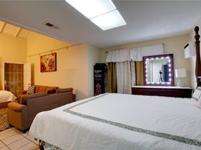2871 W Tyler Avenue, Anaheim CA 92801