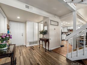 2502 N Tustin C, Santa Ana CA 92705