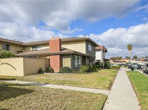 1221 S Sunburst Way, Anaheim CA 92806