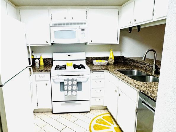 1237 E 6th 106, Long Beach CA 90802