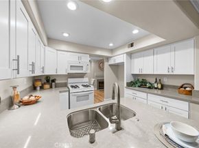 7887 E Horizon View Drive, Anaheim Hills CA 92808