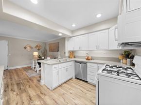 7887 E Horizon View Drive, Anaheim Hills CA 92808