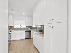 2812 Del Amo, Lakewood CA 90712