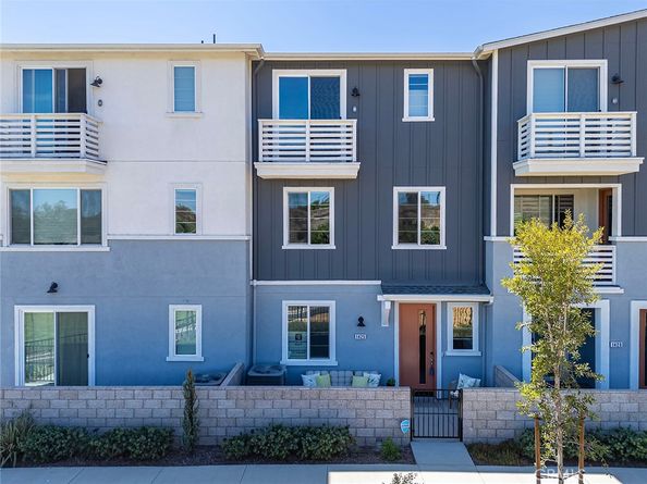 1425 W Sunrise Lane, San Pedro CA 90732