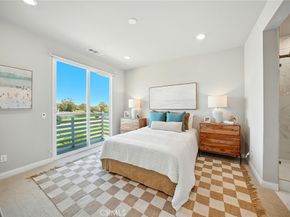 1425 W Sunrise Lane, San Pedro CA 90732