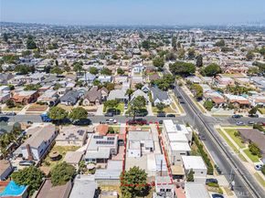 2206 W 78th Place, Inglewood CA 90305