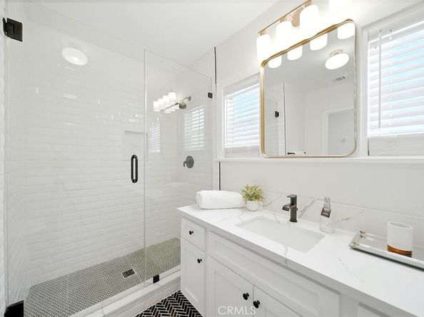 2206 W 78th Place, Inglewood CA 90305