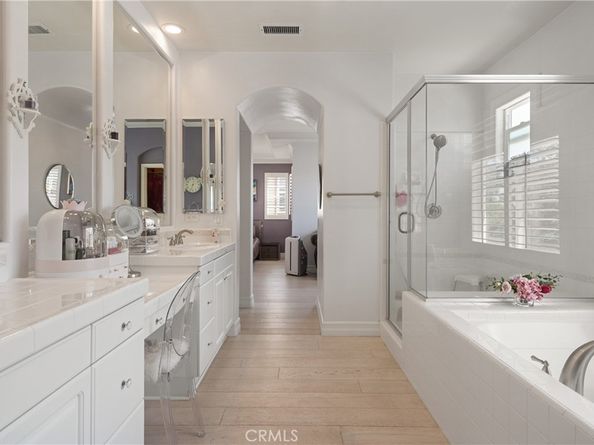 24 Malibu, Irvine CA 92602