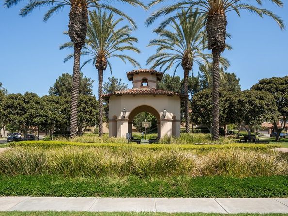 24 Malibu, Irvine CA 92602